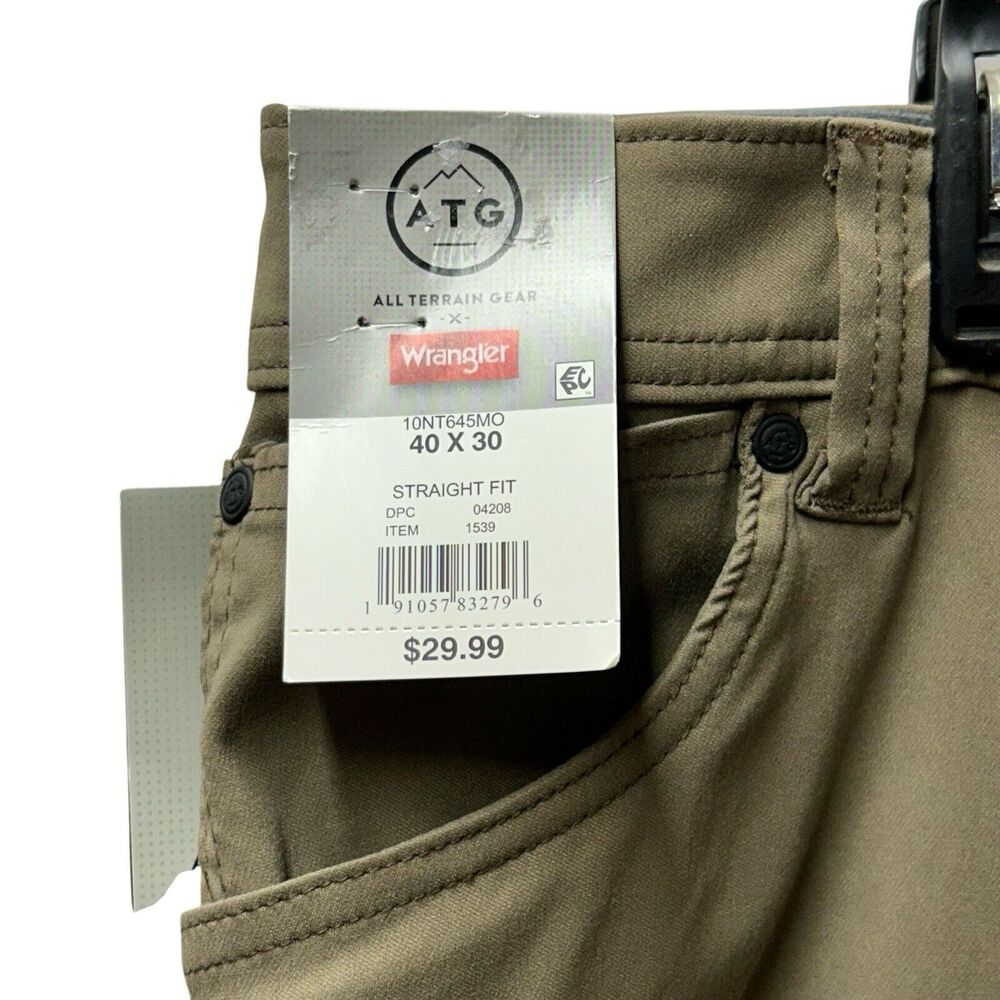 NEW Wrangler ATG Pants Men 40x30 Brown Straight Fit Articulated Knees Zip Pocket - Picture 3 of 12